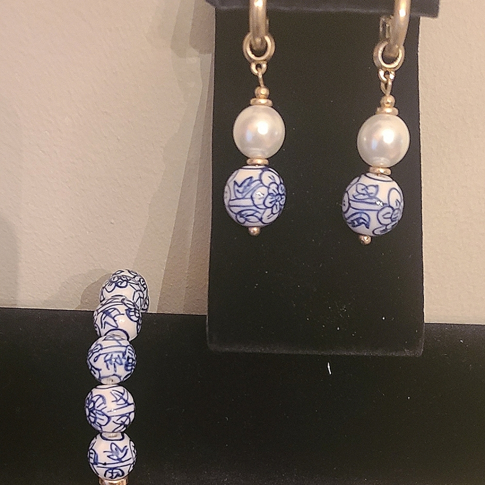 Bracelet & Earrings